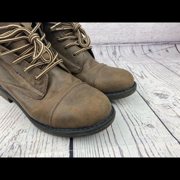 Cliffs  - Picture 6 of 8